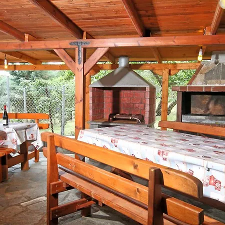 Apartment Kiriakos *